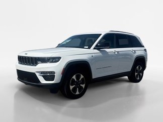 Used 2024 Jeep Grand Cherokee Limited 4xe image 1