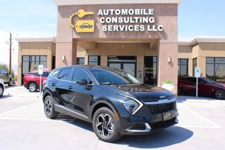 Used 2024 Kia Sportage LX image 1