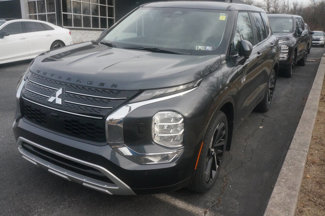 New 2025 Mitsubishi Outlander SE image 1