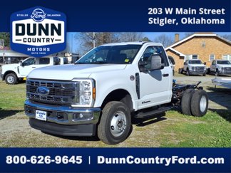 New 2025 Ford F350 XL image 1