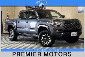 Used 2021 Toyota Tacoma TRD Off-Road image 1