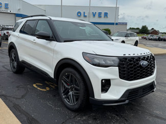 New 2025 Ford Explorer ST image 1