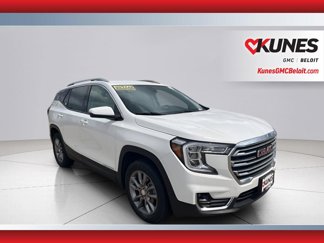 Used 2024 GMC Terrain SLT image 1