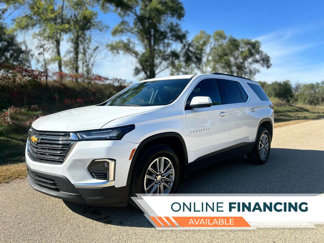 Used 2022 Chevrolet Traverse LT image 1