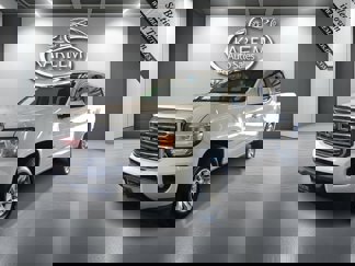 Used 2018 GMC Canyon SLE w/ SLE Convenience Package image 1