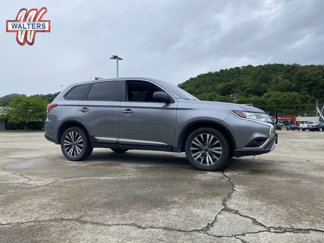 Used 2020 Mitsubishi Outlander ES image 1