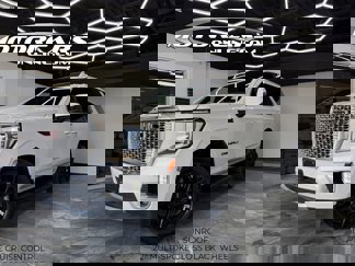 Used 2023 GMC Yukon Denali image 1