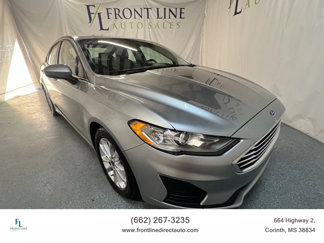 Used 2020 Ford Fusion SE image 1