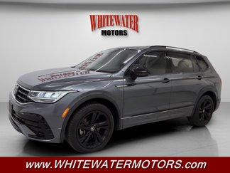 Used 2023 Volkswagen Tiguan SE R-Line image 1
