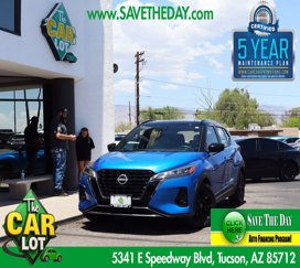 Used 2024 Nissan Kicks SR w/ SR Premium Package image 1