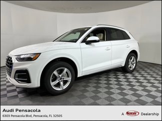 Used 2023 Audi Q5 2.0T Premium w/ Convenience Package image 1