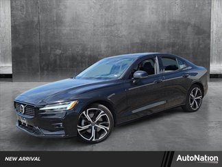 Used 2024 Volvo S60 B5 Plus image 1