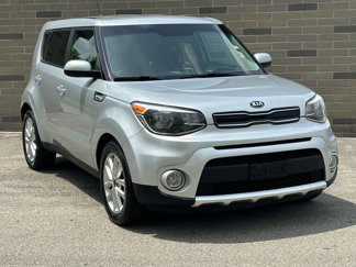 Used 2017 Kia Soul + image 1