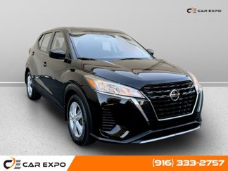 Used 2021 Nissan Kicks S image 1