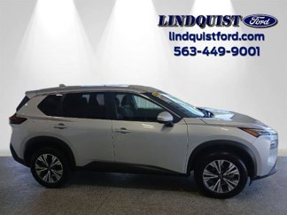 Used 2023 Nissan Rogue SV image 1
