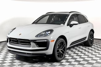 Certified 2024 Porsche Macan image 1