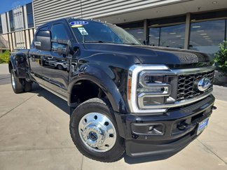 Certified 2025 Ford F450 Platinum image 1