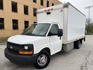 Used 2011 Chevrolet Express 3500 Extended image 1