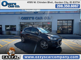 Used 2020 Chevrolet Trax LT w/ Sun & Sound Package image 1