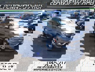 Used 2016 Chrysler 200 Limited image 1