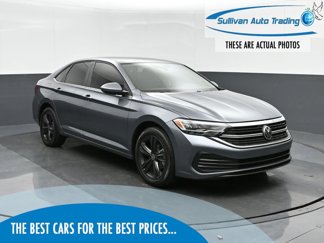 Used 2023 Volkswagen Jetta SE image 1