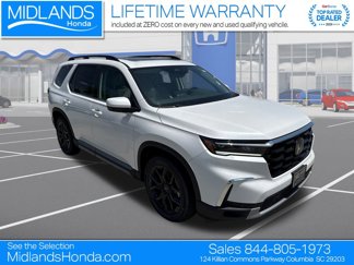New 2025 Honda Pilot Touring image 1