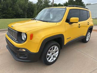 Used 2018 Jeep Renegade Latitude w/ Cold Weather Group image 1