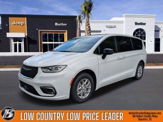 New 2026 Chrysler Pacifica Select image 1