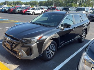 Used 2024 Subaru Outback Premium image 1