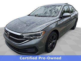 Certified 2024 Volkswagen Jetta SE w/ Panoramic Sunroof Package image 1