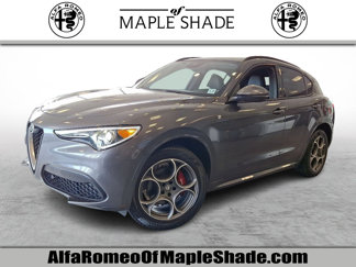 Used 2022 Alfa Romeo Stelvio Ti image 1