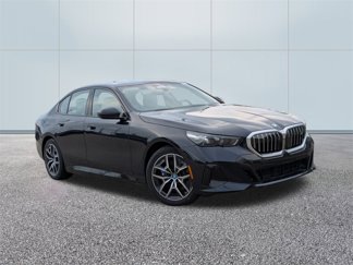 New 2025 BMW i5 xDrive40 w/ M Sport Package image 1