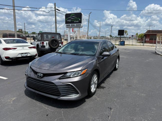Used 2022 Toyota Camry LE image 1