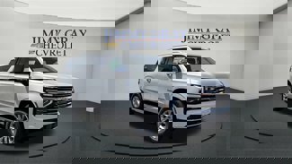 New 2025 Chevrolet Suburban Premier image 1