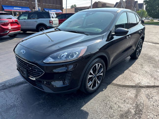 Used 2022 Ford Escape SE image 1