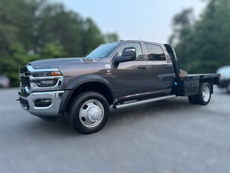 New 2025 RAM 4500 4x4 Crew Cab DRW image 1