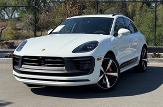 Used 2025 Porsche Macan GTS image 1