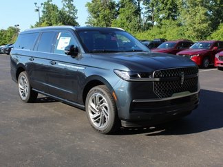 New 2025 Lincoln Navigator L Reserve image 1