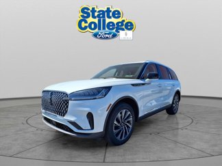 New 2025 Lincoln Aviator AWD image 1