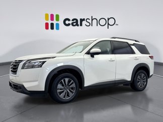 Used 2024 Nissan Pathfinder SV image 1