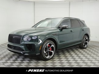 Used 2025 Bentley Bentayga image 1