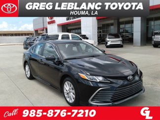 Used 2024 Toyota Camry LE image 1
