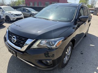 Used 2019 Nissan Pathfinder SL image 1