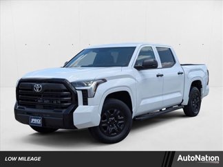 Used 2025 Toyota Tundra SR image 1