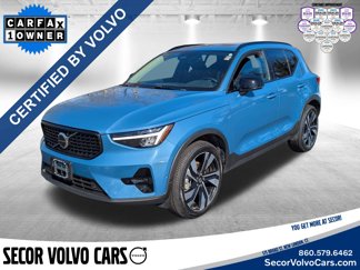 Certified 2023 Volvo XC40 B5 Plus image 1