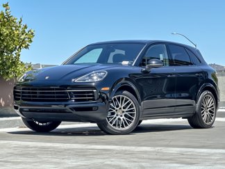 Used 2022 Porsche Cayenne Platinum Edition image 1