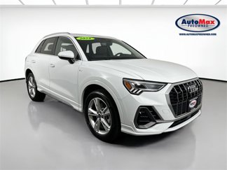 Used 2024 Audi Q3 2.0T Premium w/ Convenience Package image 1