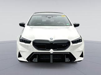 Used 2025 BMW M5 w/ Executive Package image 1