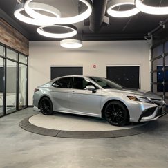 Used 2023 Toyota Camry XSE image 1