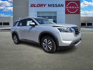 New 2025 Nissan Pathfinder SL image 1